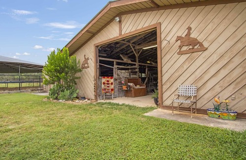 Bandera House | Doe Creek Horse Ranch in Bandera