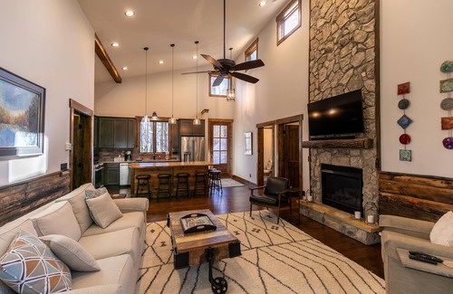 Banner Elk Cabin | Doe Run Cottage - Fish Camp home with private river access, luxury home