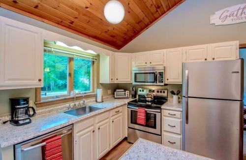 Birch Hill House | Dog and Family Friendly with Game Room