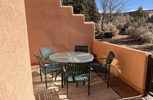 Moab South Valley Condo | Dog Friendly 2B/2Ba Townhome near Moab Golf Course