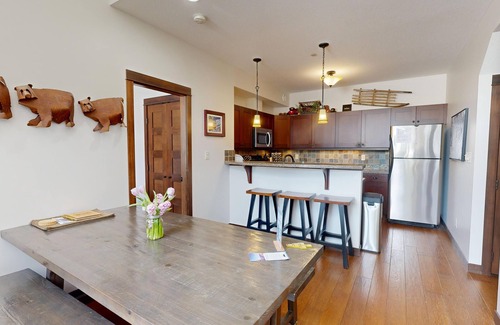 Sun Peaks Condo | Dog-friendly, 3 bedroom ski-in/ski-out end unit