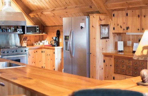South Waterford Cabin | Dog-friendly 4-bedroom lodge on Bear Pond in Waterford, on the snowmobile trail!