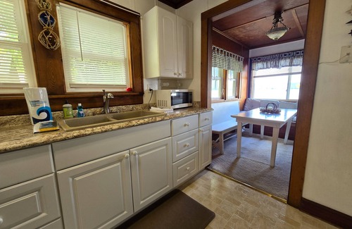 Honor House | Dog-friendly and lakefront home with firepit close to restaurants and shops