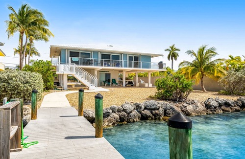 Marathon House | Dog-friendly beach escape with dock, furnished deck & bay views