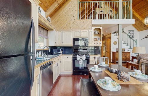 Cedar Glen House | Dog-friendly cabin with wood-burning fireplace, deck, gas grill, WiFi