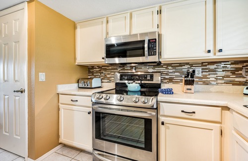 Cave Creek House | Dog-friendly, Cave Creek home with covered patio, hot tub & mountain views