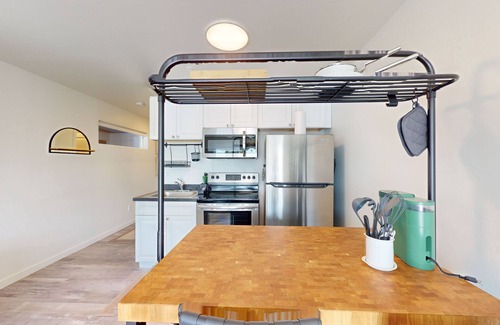 Evergreen Apartment | Dog Friendly condo with kitchen, patio & W/D - great location