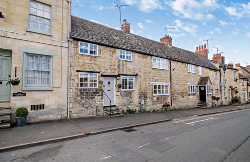 Winchcombe Cottage | Dog friendly Cotswold cottage - Cub Cottage