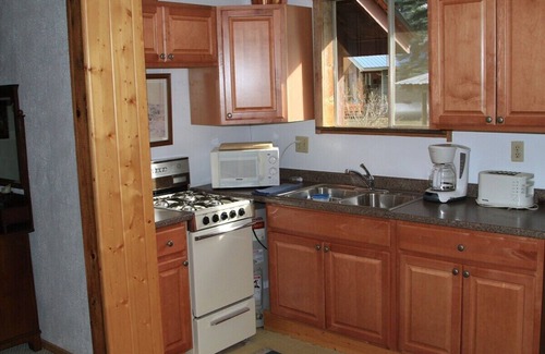 Bayfield House | Dog Friendly Creekside Property close to Vallecito Lake minutes to Durango and so much adventure out the front door