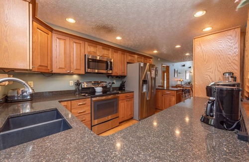 McHenry House | Dog Friendly Deep Creek Estate w/Fire Pit & Dock