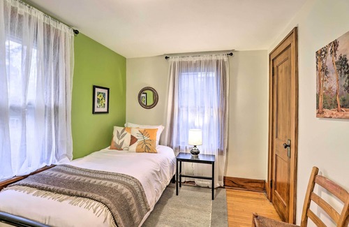East Rochester House | Dog-Friendly East Rochester Getaway w/Yard!