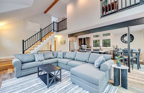 Lake Harmony House | Dog Friendly Escape w/Game Room, Hot Tub, Fire Pit