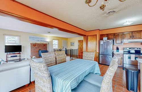 Fenwick Island House | Dog-friendly Fenwick Island home with wood stove & beach access – walk to shops