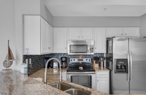 Avalon Beach Estates Condo | Dog Friendly, Gorgeous Water Views, Beach Service, Pool