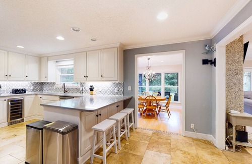 Saint Simons Island House | Dog-friendly home with central AC, washer/dryer & spacious backyard - near beach