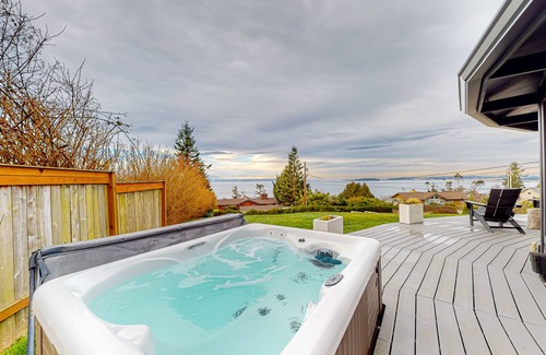 Coupeville House | Dog-friendly home & bunkhouse with private hot tub, amazing ocean view
