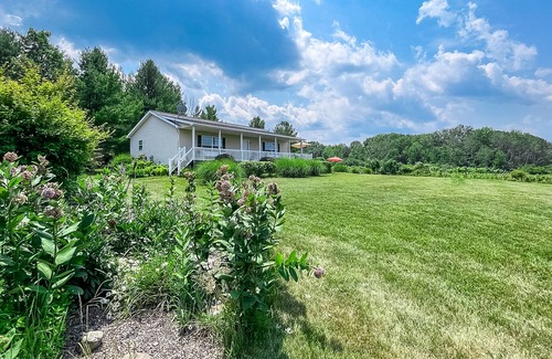 Hammondsport House | Dog-friendly home with guest house, free WiFi, private washer/dryer, golf range