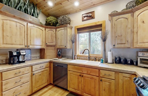 McCall House | Dog-friendly home with central AC, fireplace, deck, grill, firepit, W/D, & WiFi