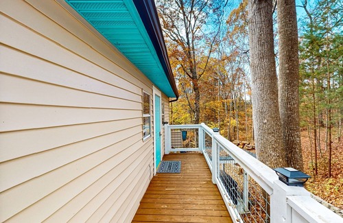 Dandridge Cabin | Dog Friendly lake cabin w/free attraction tickets, hot tub, fire pit, & decks