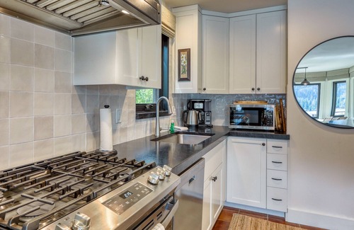 Truckee House | Dog-friendly lakefront home w/fast WiFi, private dock, & 180-degree views