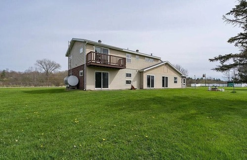 Alexandria Bay House | Dog-Friendly large rural Estate just outside Alex Bay with hot tub and pool!