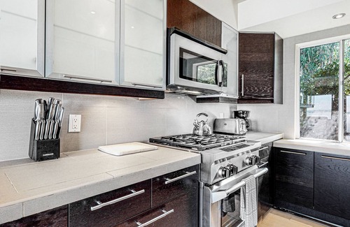 Araby Condo | Dog-Friendly Modern Condo w/Great Views, Shared Pool & Private Patio