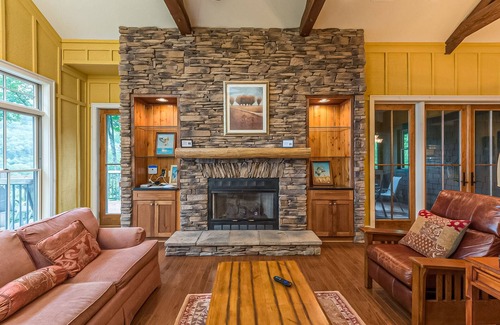 Mountain Air Condo | Dog-friendly mountain retreat with fireplace & stunning deck views - near trails