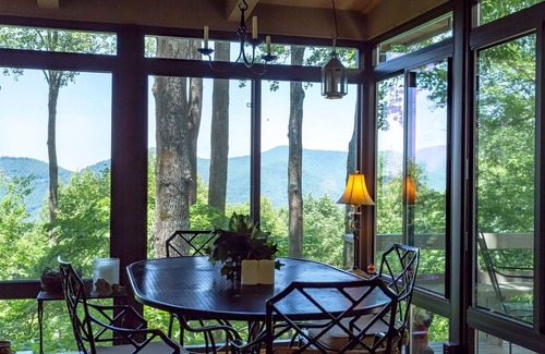 Walnut Mountain Cottage | Dog-friendly mountain cottage w/furnished decks, amazing views, free WiFi, pool