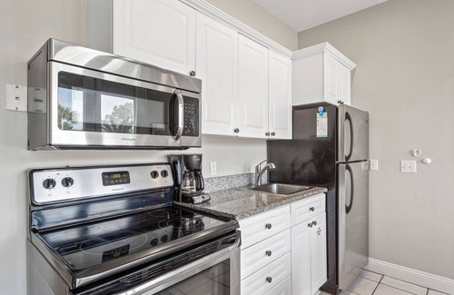 Destin Condo | Dog Friendly Nantucket 10B