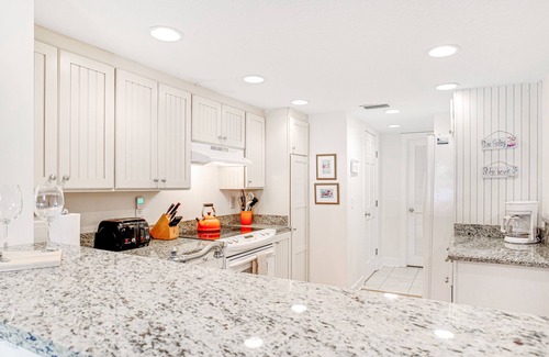 Fernandina Beach House | Dog-friendly oceanfront townhouse with covered balcony, views, pool & AC