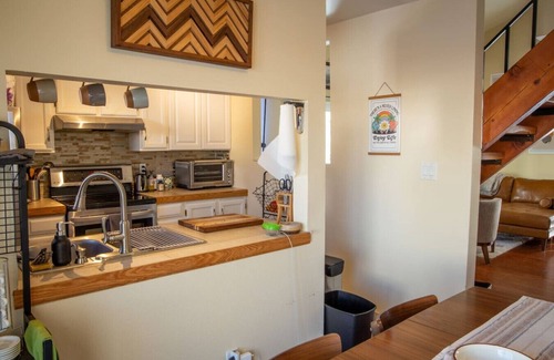 Glenwood Grove - North Iris House | Dog-Friendly Oasis: Private Hot Tub + Sauna