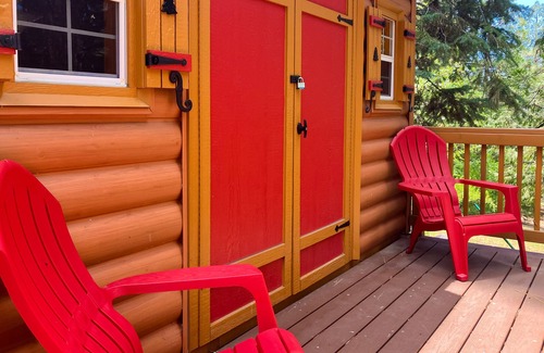 Idyllwild House | Dog-friendly quaint cabin with two-story deck, fireplace, W/D, & yoga studio