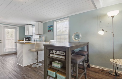 Parker House | DOG Friendly ! Renovated house in East Panama City, near Tyndall AFB & PCB,