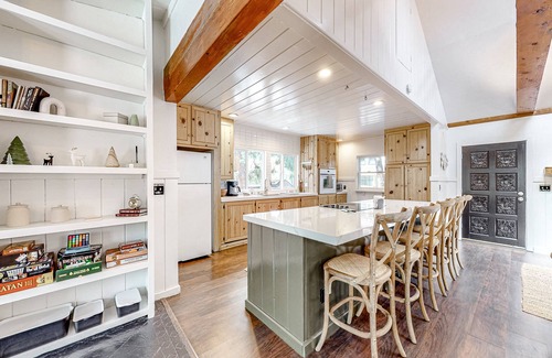 Idyllwild Cabin | Dog-friendly, renovated home with fireplace & amazing deck