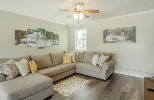 Lookout Mountain House | DOG FRIENDLY - Spacious and Cozy Home - Close to Covenant College!