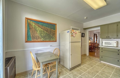 Salida House | Dog Friendly- Salida Bungalow - Cute In-Town Home!