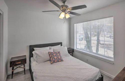 Bullhead City House | Dog friendly sleeps 11 good for groups