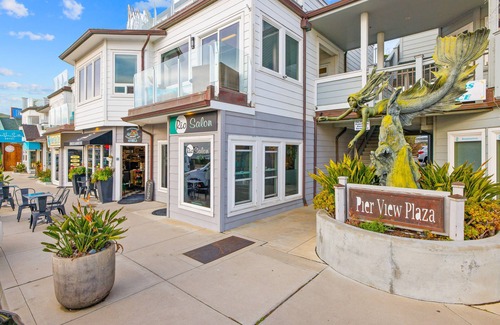 Cayucos House | Dog-friendly suite with incredible ocean views, private balcony, & a firepit