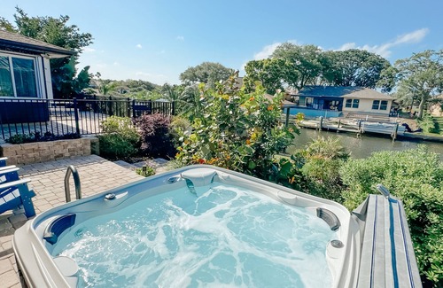 Palm Harbor House | Dog friendly summer escape: Waterfront, Game Room, Hot Tub