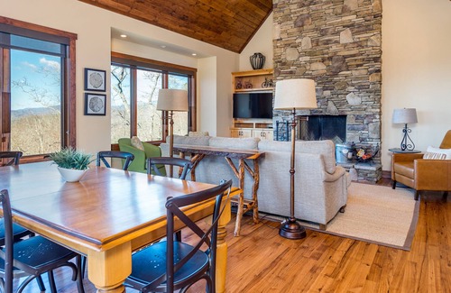 Pisgah Forest House | Dog-friendly Sutton Knob home with spectacular Pisgah views & screened-in porch