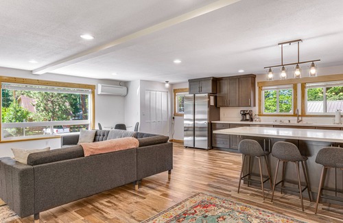 South Cle Elum House | Dog-friendly two-story home near downtown with large deck, lawn, & enclosed yard