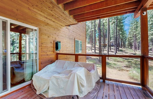 Montgomery Estates House | Dog-friendly wooded retreat near skiing, beaches, dining w/2 living rooms & deck