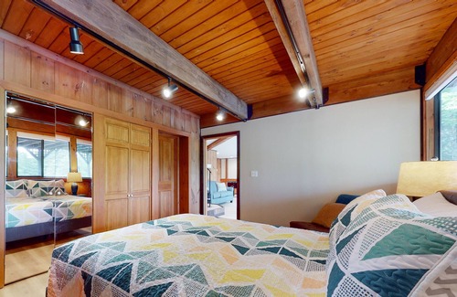 Pine River Pond House | Dog-friendly waterfront retreat with private beach, lake access, deck, & W/D