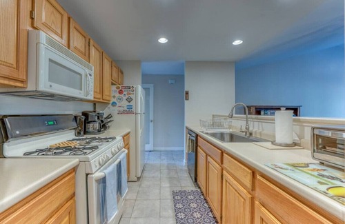 Lincoln Apartment | Dog Friendly with Amenities