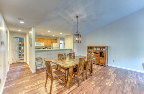 Lincoln Apartment | Dog Friendly with Amenities