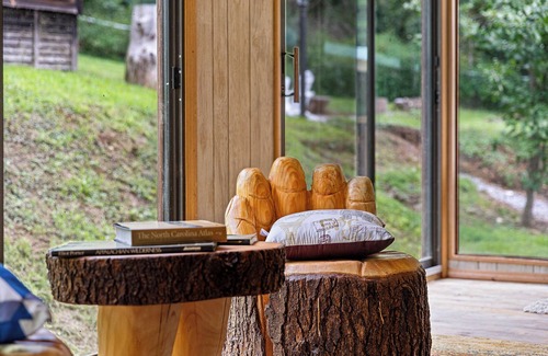 Clyde Cabin | Dogwood Cabin in Clyde - Perfect for a cozy getaway