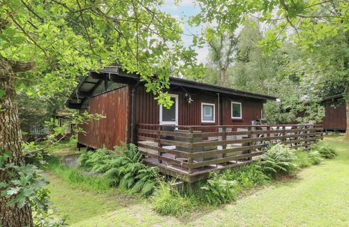 Cenarth Cottage | DOIREWOOD, pet friendly, with pool in Cenarth