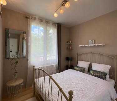 Dourdan House | Dolce casa Maison familiale