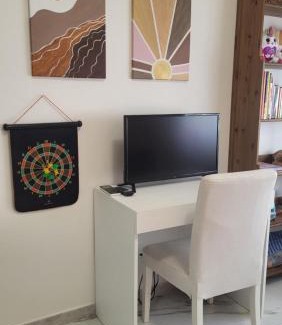 Careggi Rifredi Apartment | Dolce Letizia Appartamento con due camere WiFi aria condizionata vicino Careggi Meyer e università