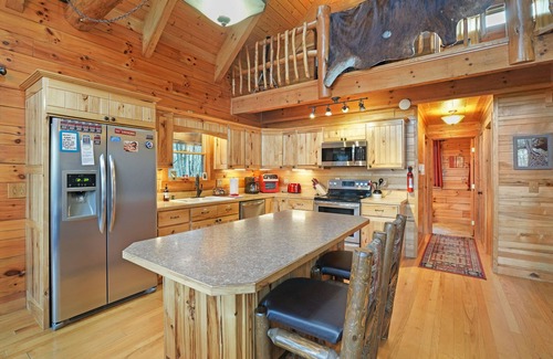 South Bloomingville Cabin | Dolce Vita | Hocking Hills
